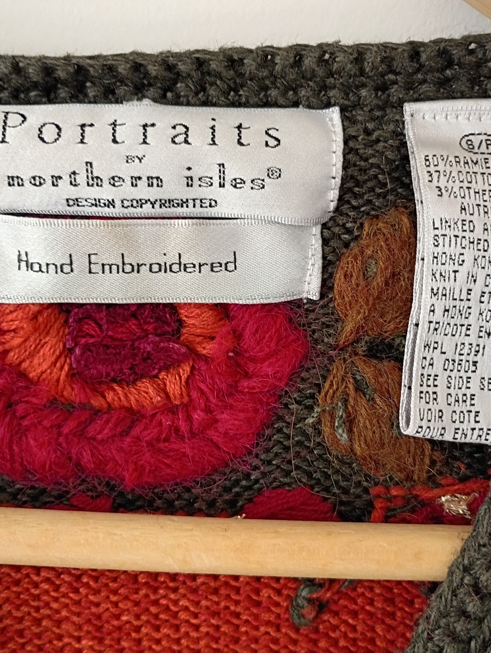 Vintage Northern Isles Hand Knit Floral Embroidered Sweater Cardigan Bohemian - Picture 6 of 11